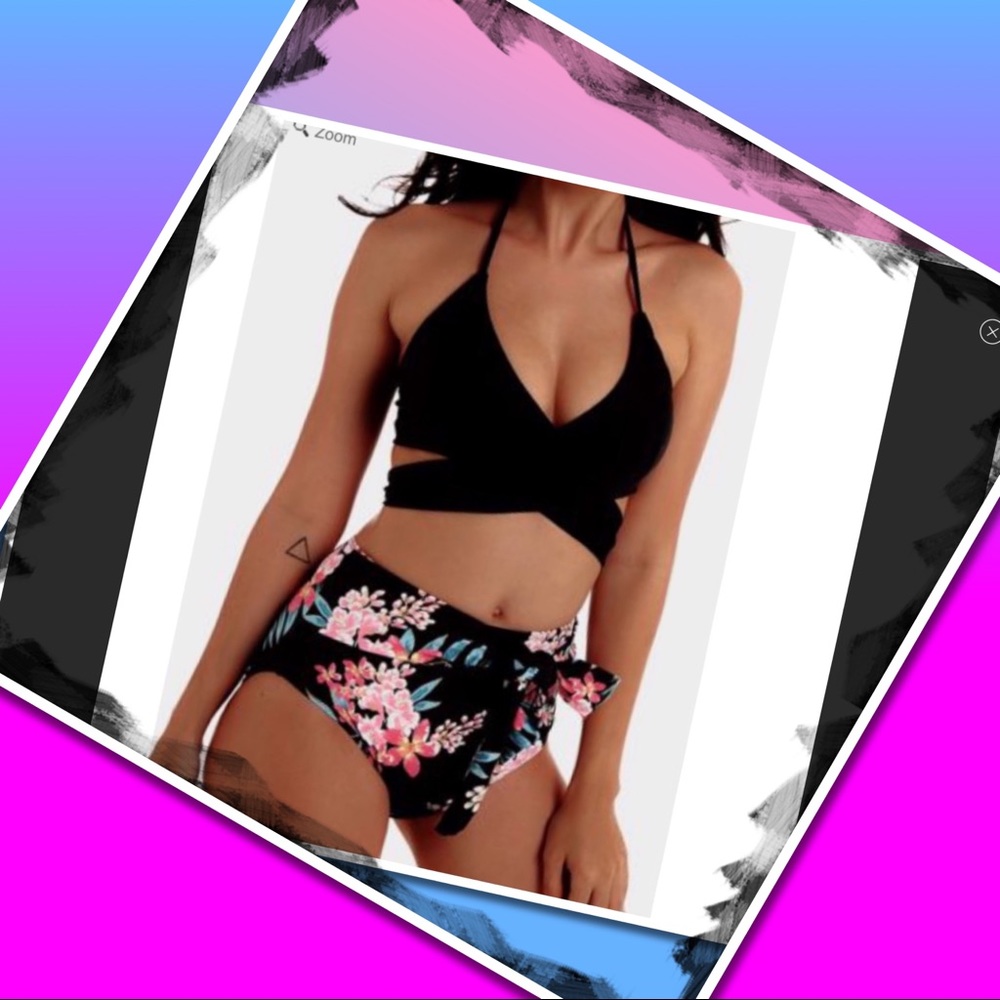 NWOT Halter Style Floral & Black  2 Piece Bikini🌺
